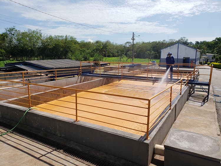 Estação de tratamento de efluentes